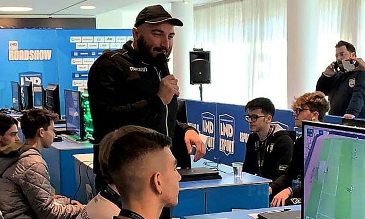 Giuseppe Di Giovanni, la voce ufficiale dell'e-Football della LND