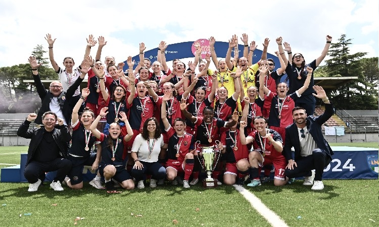 Finale Coppa Italia Serie C, vince il Lumezzane e premia il presidente Giancarlo Abete 