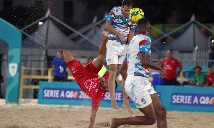 Catania illumina Castellammare: il derby apre la tappa con i fuochi di artificio