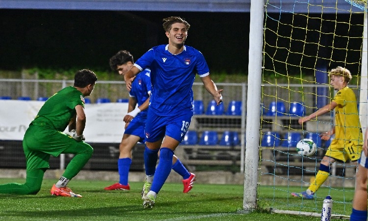 Dall’Eccellenza alla Serie C: Simone Bernabeo del Pomezia firma con il Sorrento. E' stato protagonista al Trofeo Dossena con l' Under 19 