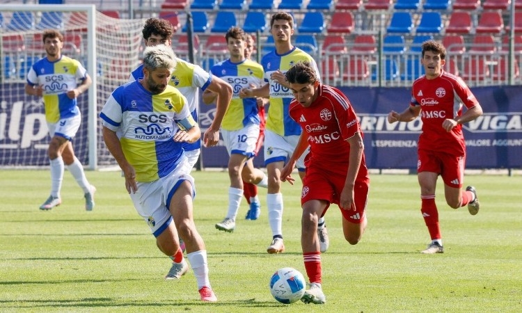 Coppa Italia Serie D, l'8 ottobre al via i trentaduesimi. Milan Futuro-Varesina rinviata al 29 ottobre