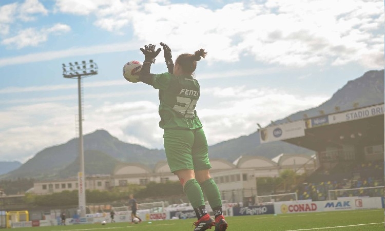 Serie C, in campo insieme a Komen per la prevenzione del tumore al seno. Torino FC-Pro Sesto in diretta streaming