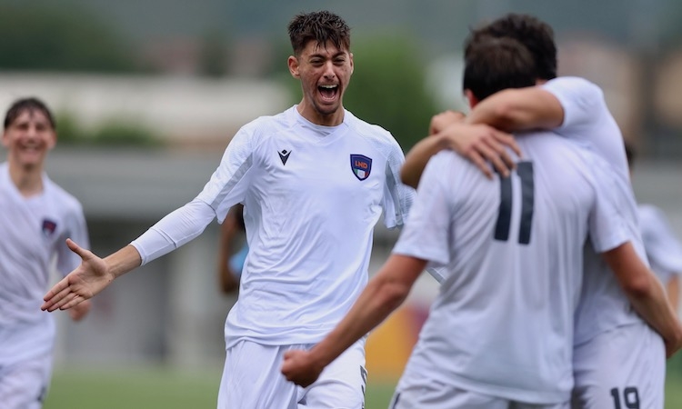 Juniores Cup, il calendario e i calciatori convocati. Finale il 23 maggio in diretta su Vivo Azzurro Tv e YouTube LND